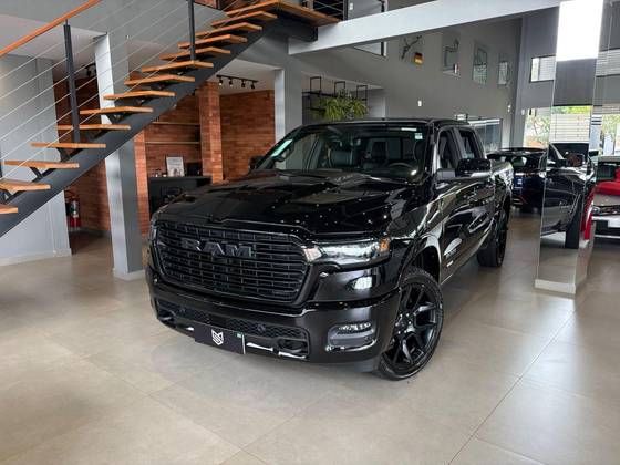 RAM 1500 3.0 HURRICANE 6 BITURBO GASOLINA LARAMIE NIGHT EDITION CD 4X4 AUTOMÁTICO